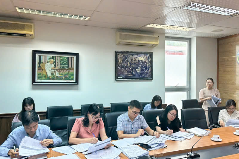 ​Họp Tổ soạn thảo dự thảo Quyết định bãi bỏ một số văn bản QPPL do Thủ tướng Chính phủ ban hành
